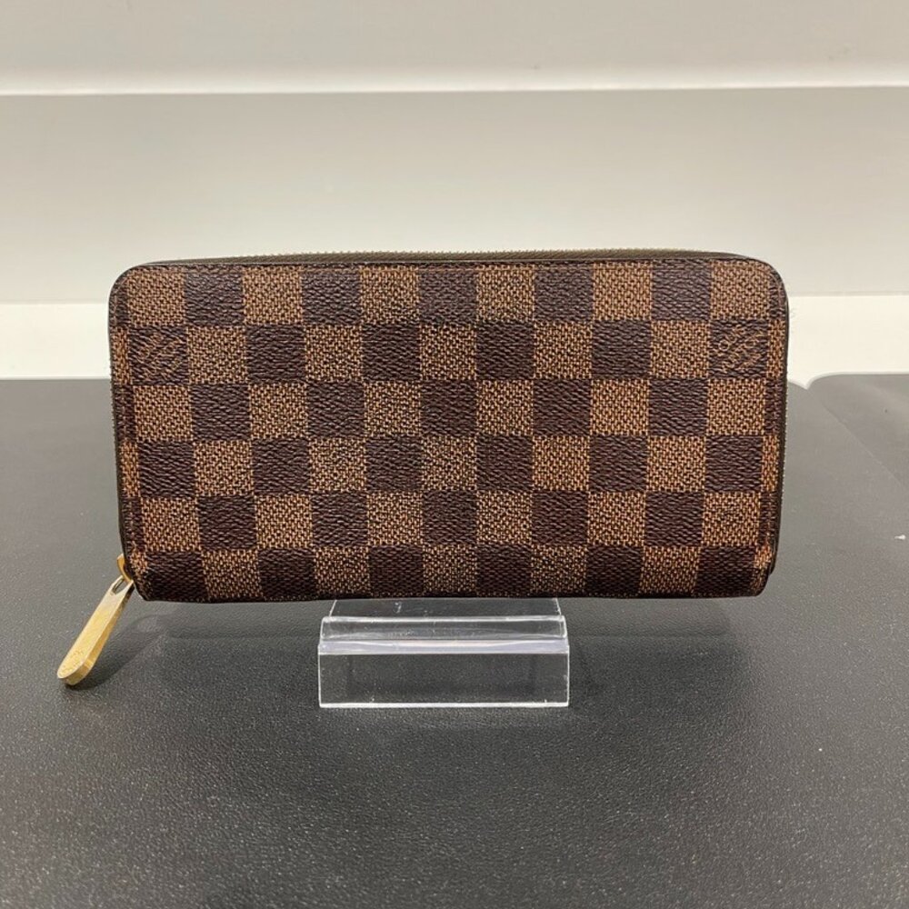 Louis Vuitton Damier Ebene Leather Zippy Wallet